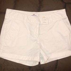 Vineyard Vines shorts